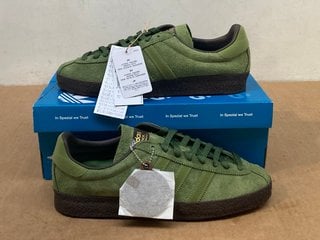 ADIDAS SPZL ARDWICK TRAINERS IN GREEN UK SIZE 8 - RRP £132: LOCATION - G6