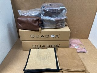 QTY OF QUADRA MENS LEATHER TRAVEL WASH BAGS IN BROWN TO INCLUDE BAGBASE SUEDE PINK WASH BAG: LOCATION - G8