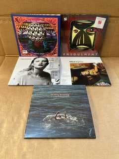 5 X ASSORTED VINYL ALBUMS TO INCLUDE THE BOO RADLEYS "GIANT STEPS": LOCATION - F3