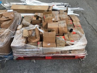 PALLET OF ASSORTED TOOL ITEMS TO INCLUDE QTY OF ADVANCED 30MM SOCKETS IN BLACK: LOCATION - A5 (KERBSIDE PALLET DELIVERY)