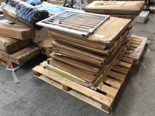 PALLET OF ASSORTED SAFETY GATES TO INCLUDE HAUCK OPEN'N STOP SAFETY GATE: LOCATION - A6 (KERBSIDE PALLET DELIVERY)