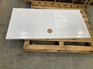 SHOWER TRAY IN WHITE SIZE : 700 X 1400MM: LOCATION - B3