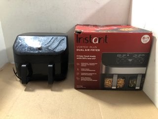 2 X INSTANT AIR FRYERS TO INCLUDE VORTEX PLUS DUAL AIR FRYER AND INSTANT POT VTECH VERSA AIR FRYER: LOCATION - AR9