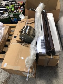 PALLET OF ASSORTED ITEMS TO INCLUDE BROWN WOODEN TRIPOD LAMP: LOCATION - B6 (KERBSIDE PALLET DELIVERY)