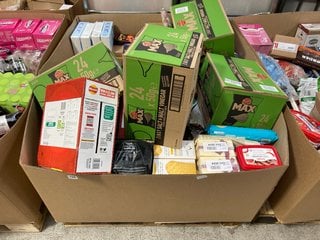 PALLET OF ASSORTED FOOD ITEMS TO INCLUDE WALKERS CRISPS 20 PACK BOX ( B.B DATE 11.05.2024 ): LOCATION - A1 (KERBSIDE PALLET DELIVERY)