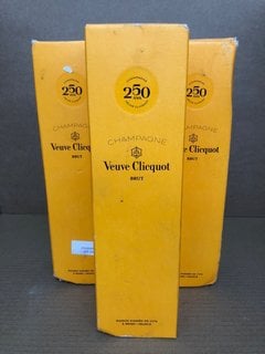 3 X BOTTLES OF VEUVE CLICQUOT CHAMPAGNE BRUT 750ML 12%ABV: LOCATION - BR17