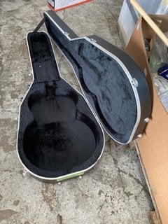 BLACK GUITAR CASE WITH LINING: LOCATION - A1