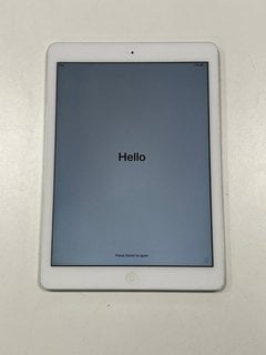 APPLE IPAD AIR 32 GB TABLET WITH WIFI IN SILVER: MODEL NO A1474 (UNIT ONLY) [JPTM125324]