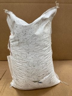 PACK OF 25KG PEANUT BIRD FEED BB: 04/25: LOCATION - E5