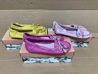 3 X MODA IN PELLE ARCADE LEATHER DRIVING MOCCASIN SHOES IN PINK , YELLOW AND LILAC SIZE: 39 EU: LOCATION - H12