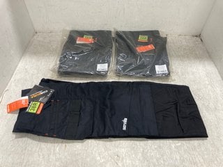 3 X SCRUFFS TRADE FLEX TROUSERS IN BLACK SIZE: 38'': LOCATION - F11