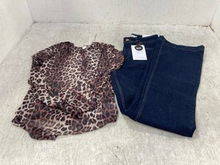 PULZ JEANS WOMENS LONG SLEEVED ANIMAL PRINT TOP IN BROWN SIZE: S TO INCLUDE PULZ JEANS BECCA BOOTLEG DENIM JEANS IN MID WASH SIZE: W30 X L32'' COMBINED RRP - £120: LOCATION - F18