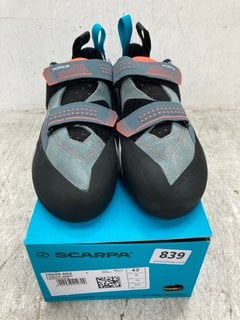 SCARPA WOMENS VELOCE HIKING AND CLIMBING SHOES IN LIGHT GREY AND MALDIVE SIZE: 8 - RRP - £129: LOCATION - E17