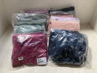 QTY OF ASSORTED WOMENS CLOTHING TO INCLUDE COZEE HOME SILKY STRETCH VELVET PJ SET IN PATTERNED RASPBERRY SIZE: XL: LOCATION - H2