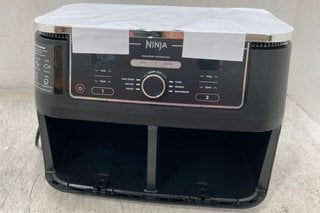 NINJA FOODI DUAL ZONE AIR FRYER IN BLACK - RRP - £149: LOCATION - E16