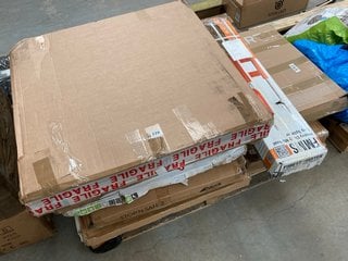 PALLET OF ASSORTED BABY SAFETY GATES: LOCATION - C8 (KERBSIDE PALLET DELIVERY)