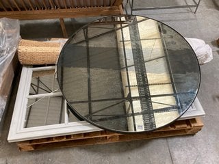 PALLET OF ASSORTED FURNITURE ITEMS TO INCLUDE LARGE ROUND MIRROR: LOCATION - A5