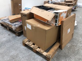 PALLET OF ASSORTED ITEMS TO INCLUDE NEWARK ELECTRICAL MOTORS PLEATED PANEL FILTER: LOCATION - C3 (KERBSIDE PALLET DELIVERY)