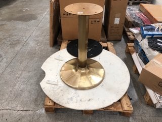 ROUND MARBLE DINING TABLE WITH BRASS FINISH BASE (DAMAGED): LOCATION - C3 (KERBSIDE PALLET DELIVERY)