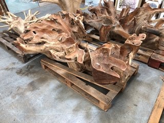 LEAF LARGE COFFEE TABLE BASE IN NATURAL RUSTIC BRANCHED TREE DESIGN: LOCATION - D7 (KERBSIDE PALLET DELIVERY)