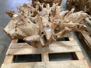 LEAF LARGE ROUND STYLE COFFEE TABLE BASE IN NATURAL RUSTIC BRACHED TREE DESIGN: LOCATION - B9 (KERBSIDE PALLET DELIVERY)