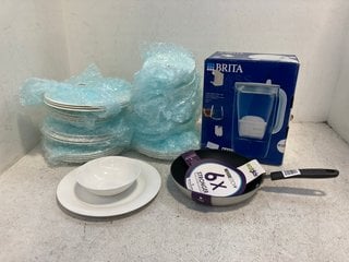 QTY OF ASSORTED ITEMS TO INCLUDE BRITA GLASS WATER JUG 2.5L: LOCATION - BT7