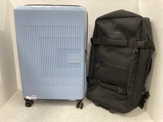 AMERICAN TOURISTER LARGE HARD SHELL SUITCASE IN LIGHT BLUE TO INCLUDE JOHN LEWIS & PARTNERS MEDIUM FABRIC CASE IN BLACK: LOCATION - BT7