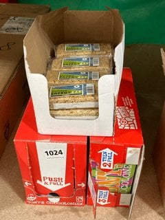 QTY OF ASSORTED CONSUMABLE ITEMS TO INCLUDE MOUNTAIN WAREHOUSE FLAPJACK ENERGY BARS: LOCATION - BR9