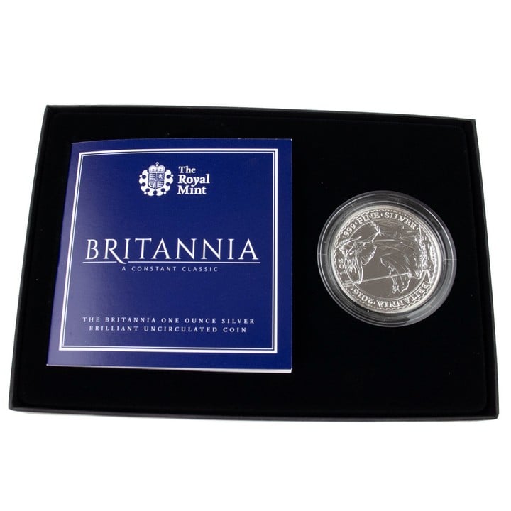 The Royal Mint The Britannia 2016 1oz Silver Brilliant Uncirculated Coin, comes with presentation box, booklet and out box. (VAT Only Payable on Buyers Premium)