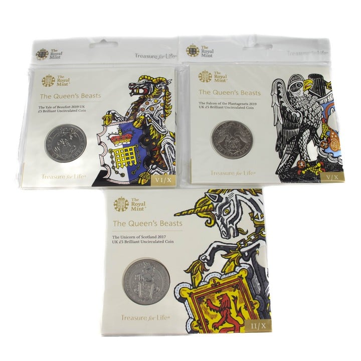 Selection of three 2017-2019 of The Royal Tudor Beasts UK £5 Brilliant Uncirculated Coins, all come with presentation booklets. (VAT Only Payable on Buyers Premium)