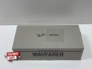 RAY-BAN META WAYFARER SMART SUNGLASSES (ORIGINAL RRP - £299) IN SHINY BLACK & GREEN: MODEL NO 3001B752F (WITH BOX & ALL ACCESSORIES, SIGNS OF MINOR COSMETIC IMPERFECTIONS) [JPTM125286] THIS PRODUCT I