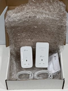 TP-LINK TWIN PACK WPA8631P AV1300 WIFI GIGABIT PASSTHROUGH POWERLINE ADAPTER KIT IN WHITE (WITH ETHERNET CABLES X 2) [JPTM125318] THIS PRODUCT IS FULLY FUNCTIONAL AND IS PART OF OUR PREMIUM TECH AND