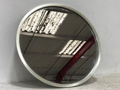 WALL FACING ROUND MIRROR IN SILVER - ITEM NO. 248952