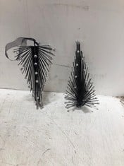 64 X STONE THE CROWS SM SPIKEY CONICAL HANGER- HEIGHT 15CM - TOTAL RRP £320