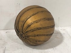 18 X STONE THE CROWS LARGE SPHERE-DIA 12CM - TOTAL RRP £270