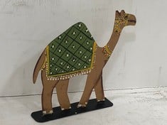 60 X STONE THE CROWS LARGE STANDING CAMEL - GREEN - WTH 17CM - TOTAL RRP £420