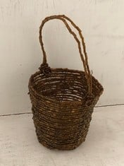 120 X STONE THE CROWS BASKET - CHOCOLATE - DIAMETERMETERMETERMETER 7CM - TOTAL RRP £480