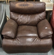 LA-Z-BOY FRANKLIN MANUAL RECLINER ARMCHAIR IN DARK BROWN LEATHER - RRP £899