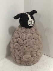 64 X STONE THE CROWS MEDIUM UPRIGHT JACOB SHEEP - HEIGHT 21CM - TOTAL RRP £448