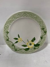 14 X STONE THE CROWS LG.RND.PLATTER-YELLOW HIBISCUS - TOTAL RRP £336