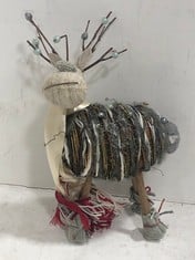 44 X STONE THE CROWS SM STANDING REINDEER - HGT 25CM - TOTAL RRP £528