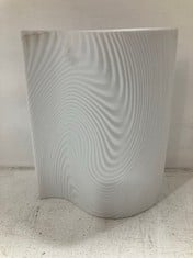 36 X STONE THE CROWS LARGE VASE - WHITE - TOTAL RRP £648