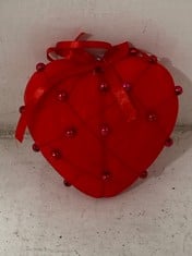 160 X STONE THE CROWS MEDIUM RED HEART WITH BEADS - TOTAL RRP £480