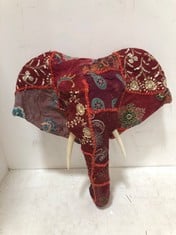 4 X STONE THE CROWS PATCH ELEPHANT HEAD - RED - 41X20X43CM