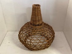 NKUKU BERU RATTAN SHADE SMALL BL4001 RRP- £150