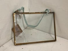 4 X NKUKU KIKO BRASS FRAME - ANTIQUE BRASS - 4 X 6" LANDSCAPE KF0402