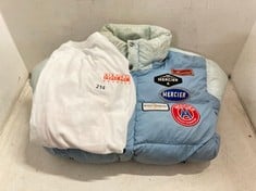 NAPAPIJRI T-SHIRT WHITE WITH LOGO SIZE XL TO INCLUDE MERCIER THICK PUFFER JACKET LIGHT BLUE WITH LOGOS SIZE SM