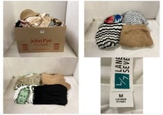 BOX OF APPROX 30 X ASSORTED ADULT CLOTHING TO INCLUDE APRICOT KNIT JUMPER BLACK/WHITE SIZE 16