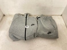 NIKE ZIPPED HOODIE GREY SIZE XS TO INCLUDE NIKE CUFFED JOGGERS GREY SIZE XS