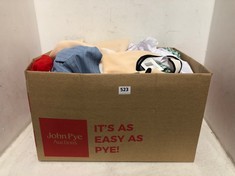 APPROX 20 X ASSORTED ADULTS CLOTHING TO INCLUDE NAVY BUTTON UP TROUSERS IN UK W31 L32"